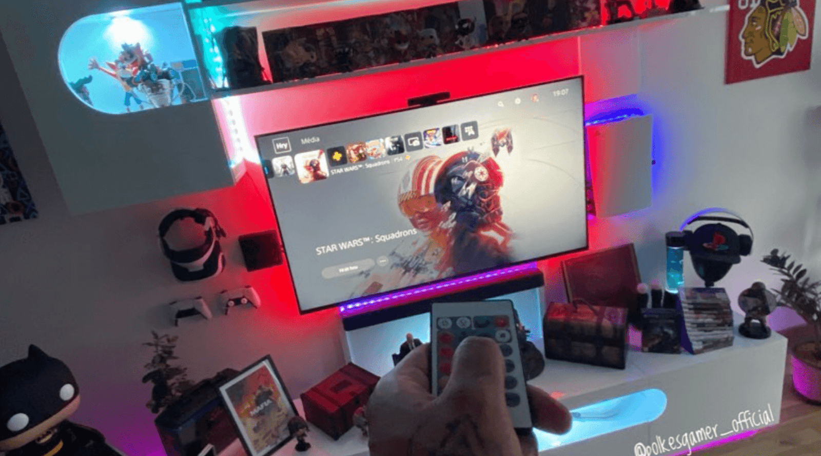 PlayStation 5 Wall Mounts on Amazon: Why FLOATING GRIP Stands Out - FLOATING GRIP