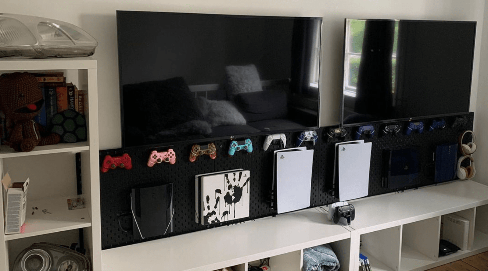 The Evolution of PlayStation: A Journey Through Time with Sony and FLOATING GRIP - FLOATING GRIP