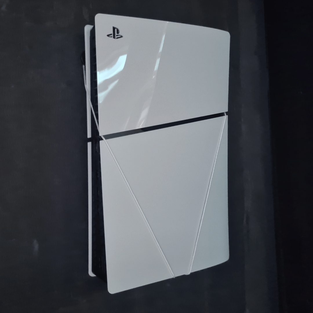 PS5 Slim Wall Mount by FLOATING GRIP | SONY PlayStation 5 Slim (Disc/Digital)